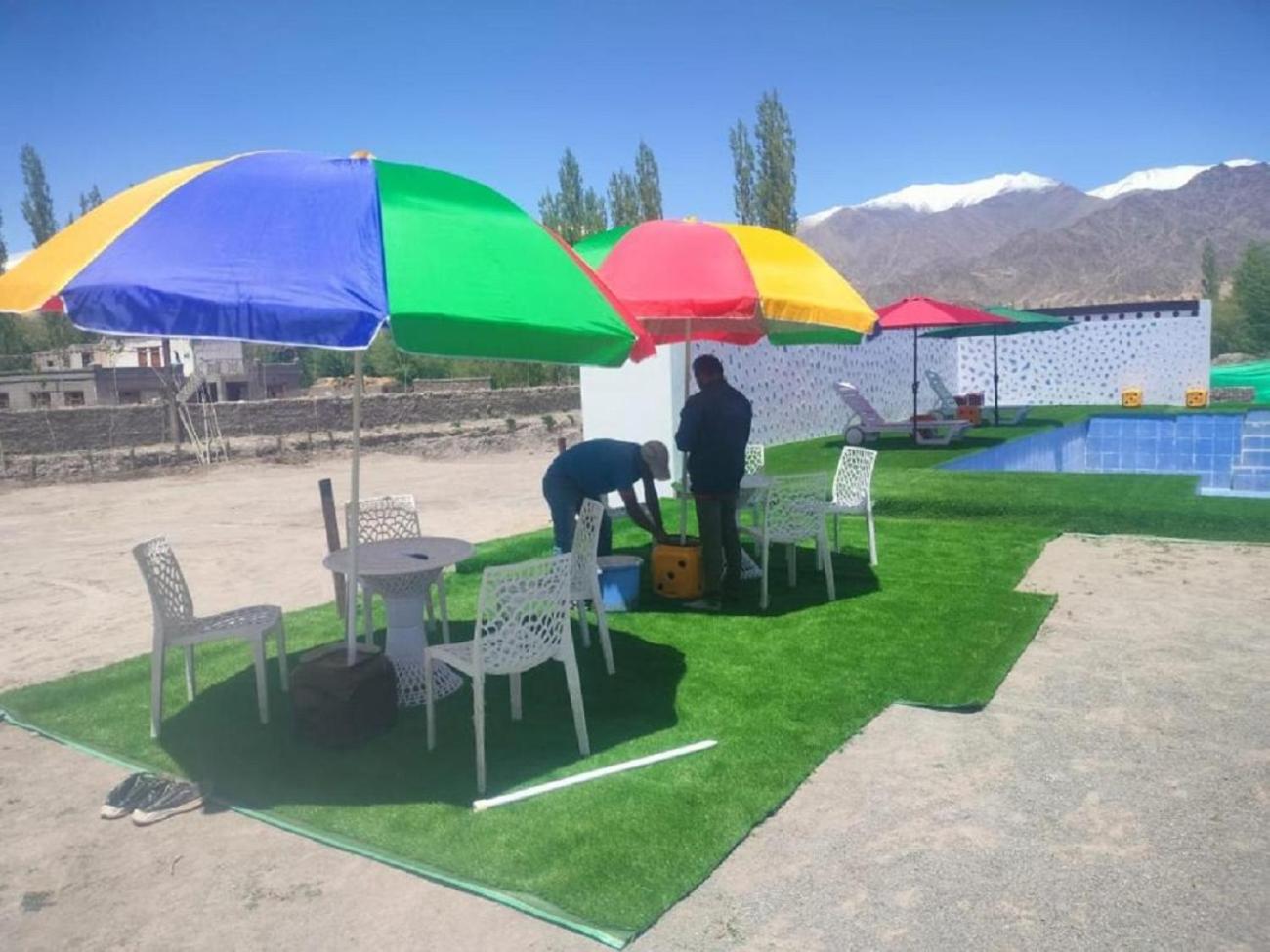 The Royal Maryul Banquet Hall , Restaurant & Resort - Leh Stak Exterior photo